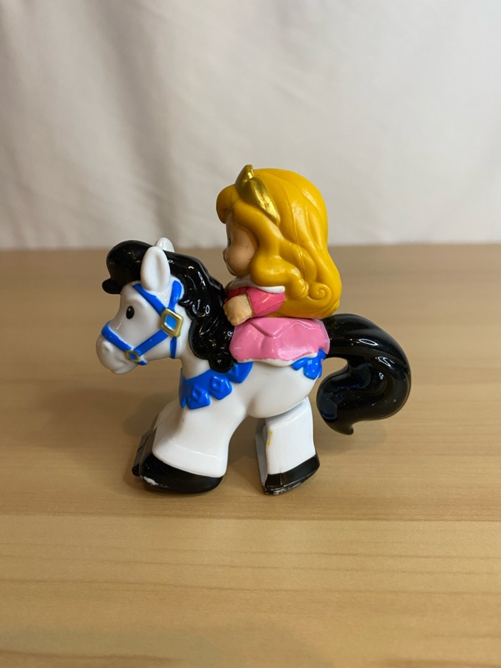 Fisher Price Little People Klip Klop Castle Disney Princess Aurora Horse Figure